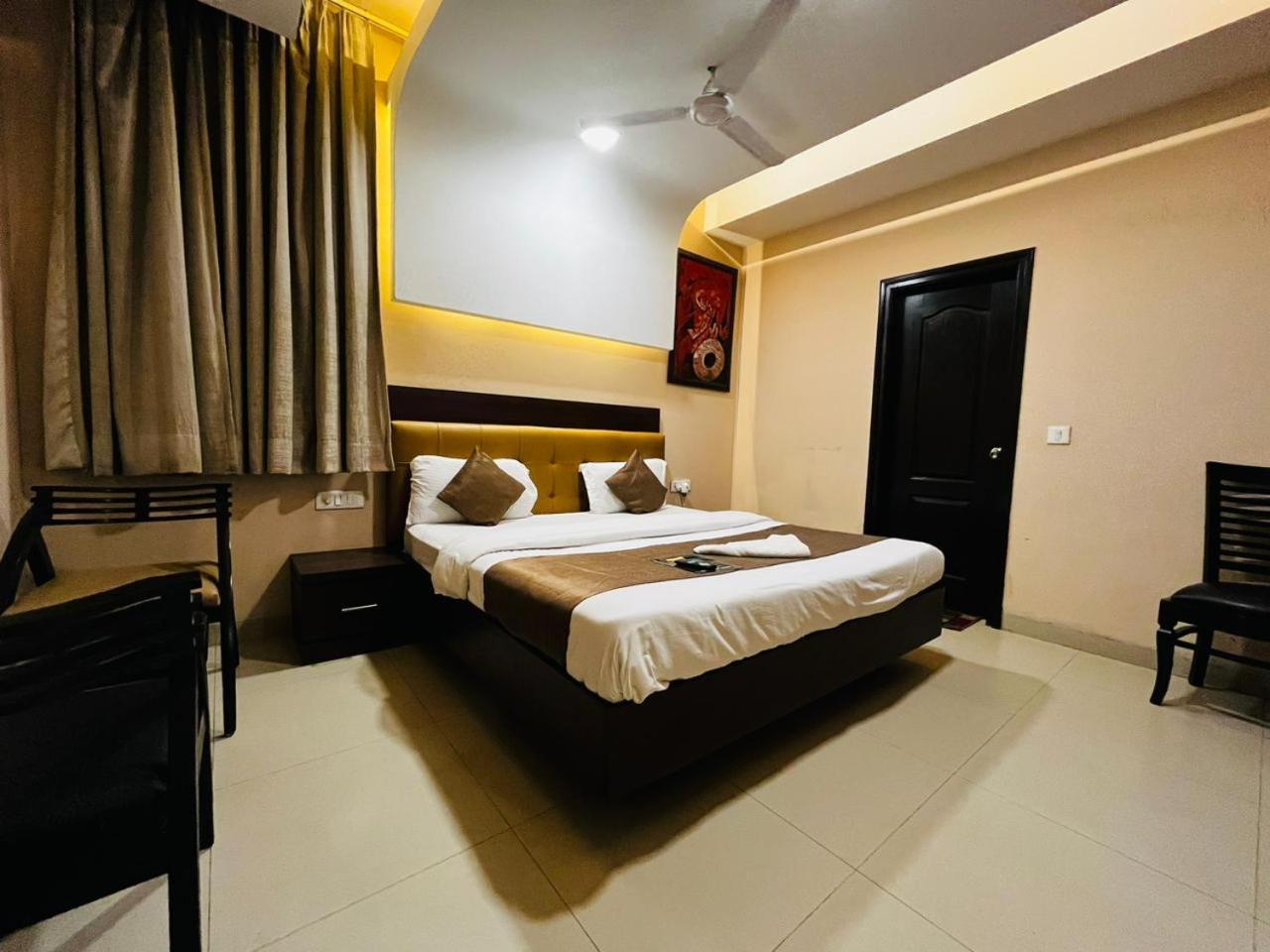 Hotel Mvr Stay By Admire Inn Noida Exterior photo