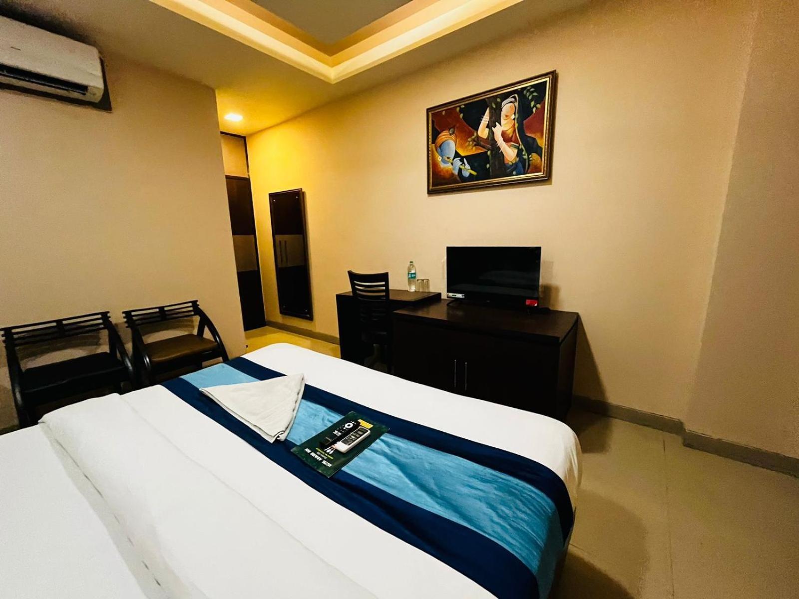 Hotel Mvr Stay By Admire Inn Noida Exterior photo